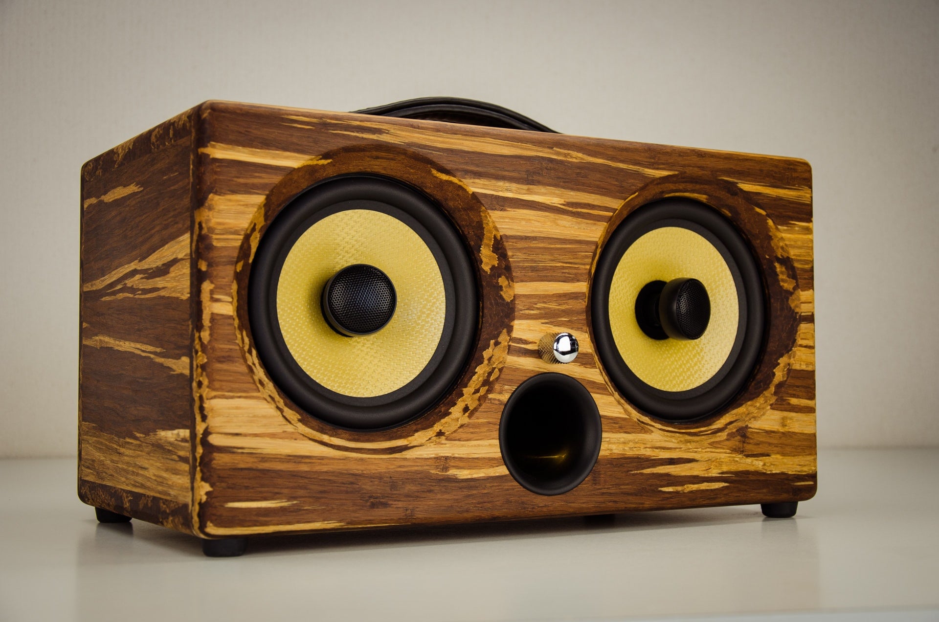 Thodio iBox XC best wireless speakers review 2016 smart wifi wood bamboo hand crafted handmade custom vintage luxury kevlar tiger stripe eco tk2050 portable mancave yacht boat beach party tailgating bbq high resolution 192Khz HD