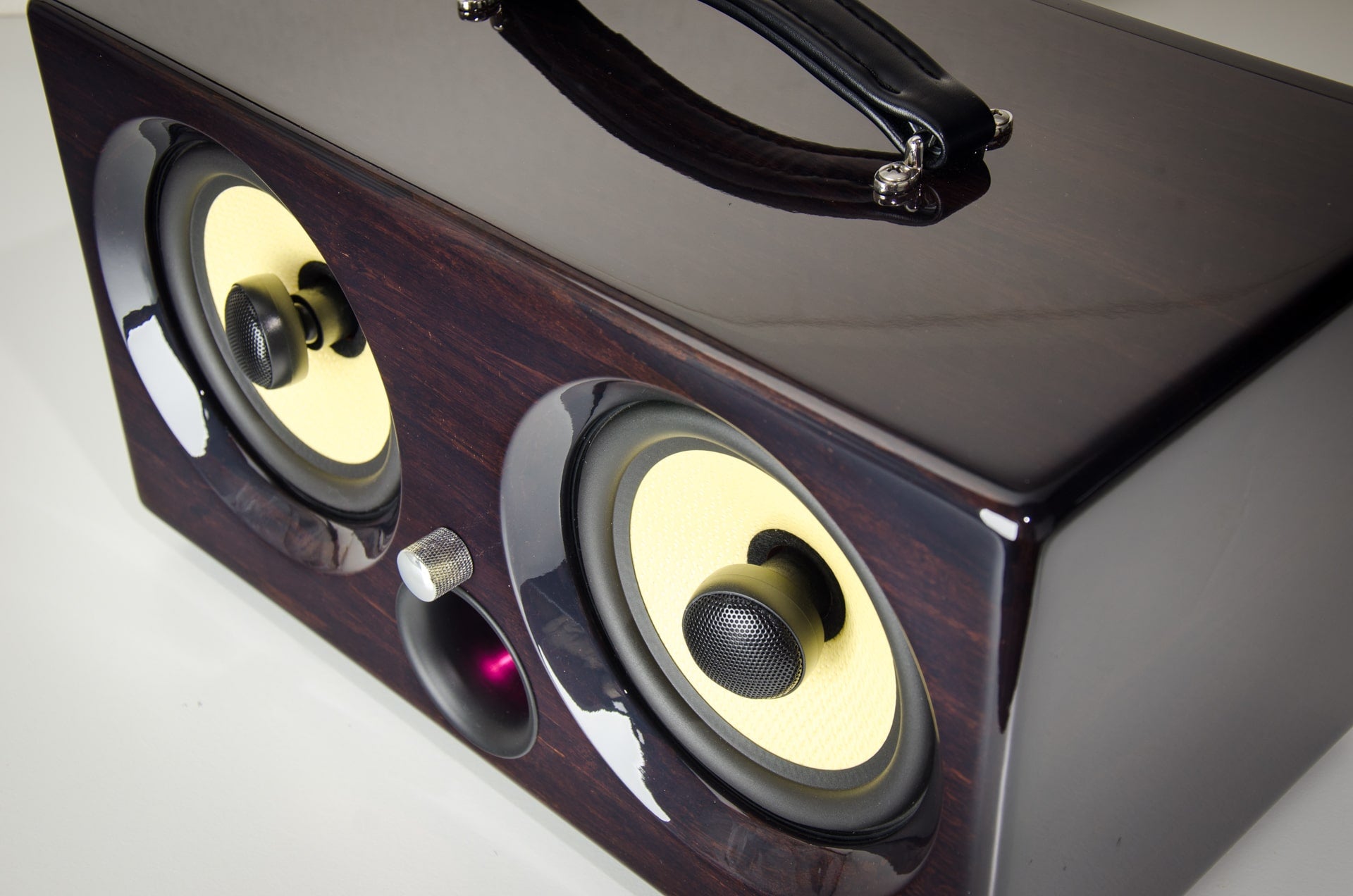 iBox™ XC HD Ebony Bamboo Wireless Speaker