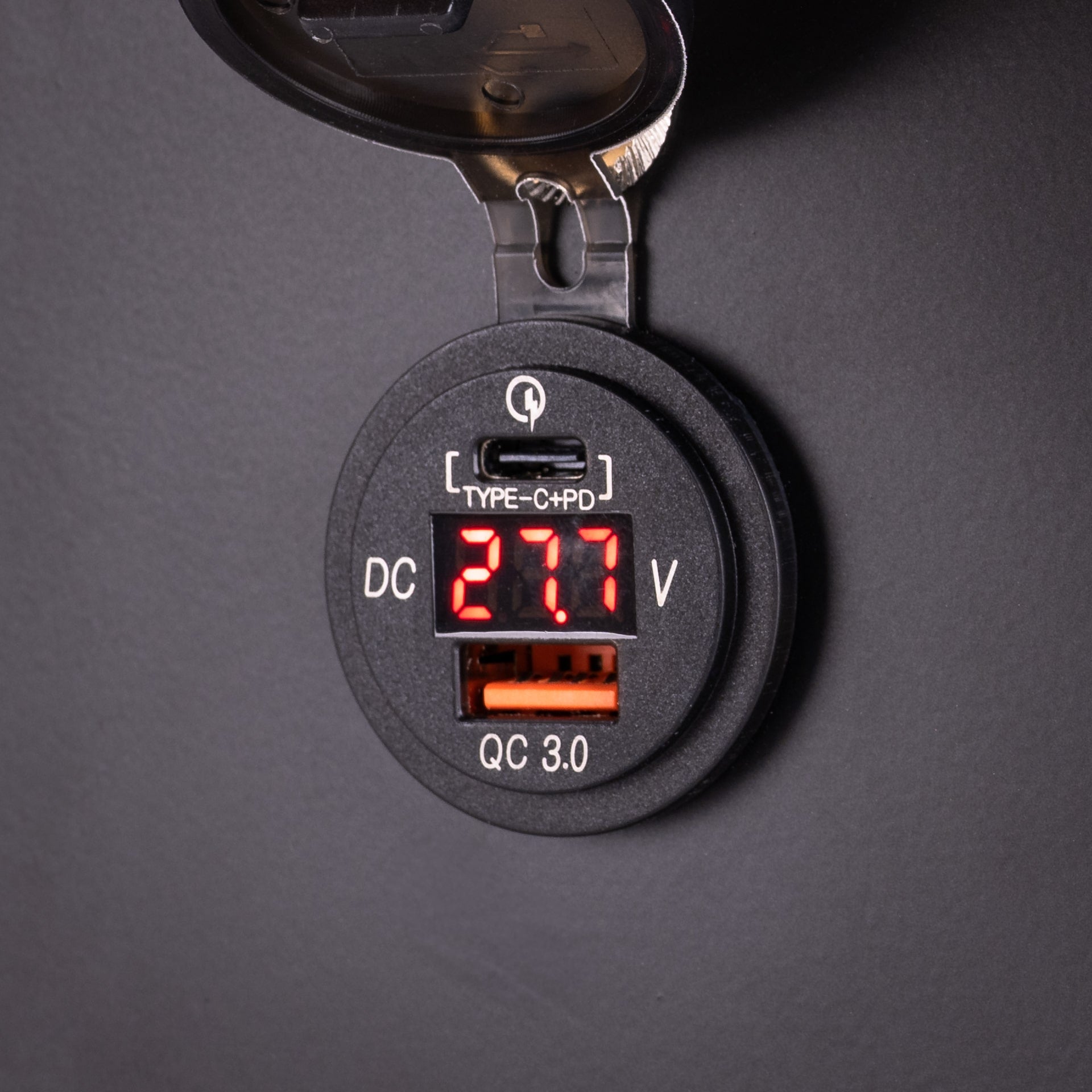 Fast Charging: Dual USB charge ports with voltmeter