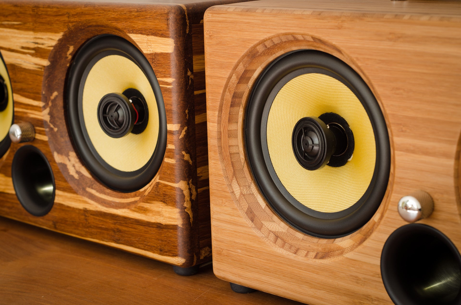 Best airplay speaker 2015 review wifi bluetooth speakers aptx new latest ultimate coolest speakers available wood solid woods wooden vintage hipster audiophile tk2050 sta508 sta516 tripath amplifier guitar amplifier HD sound music high resolution boombox