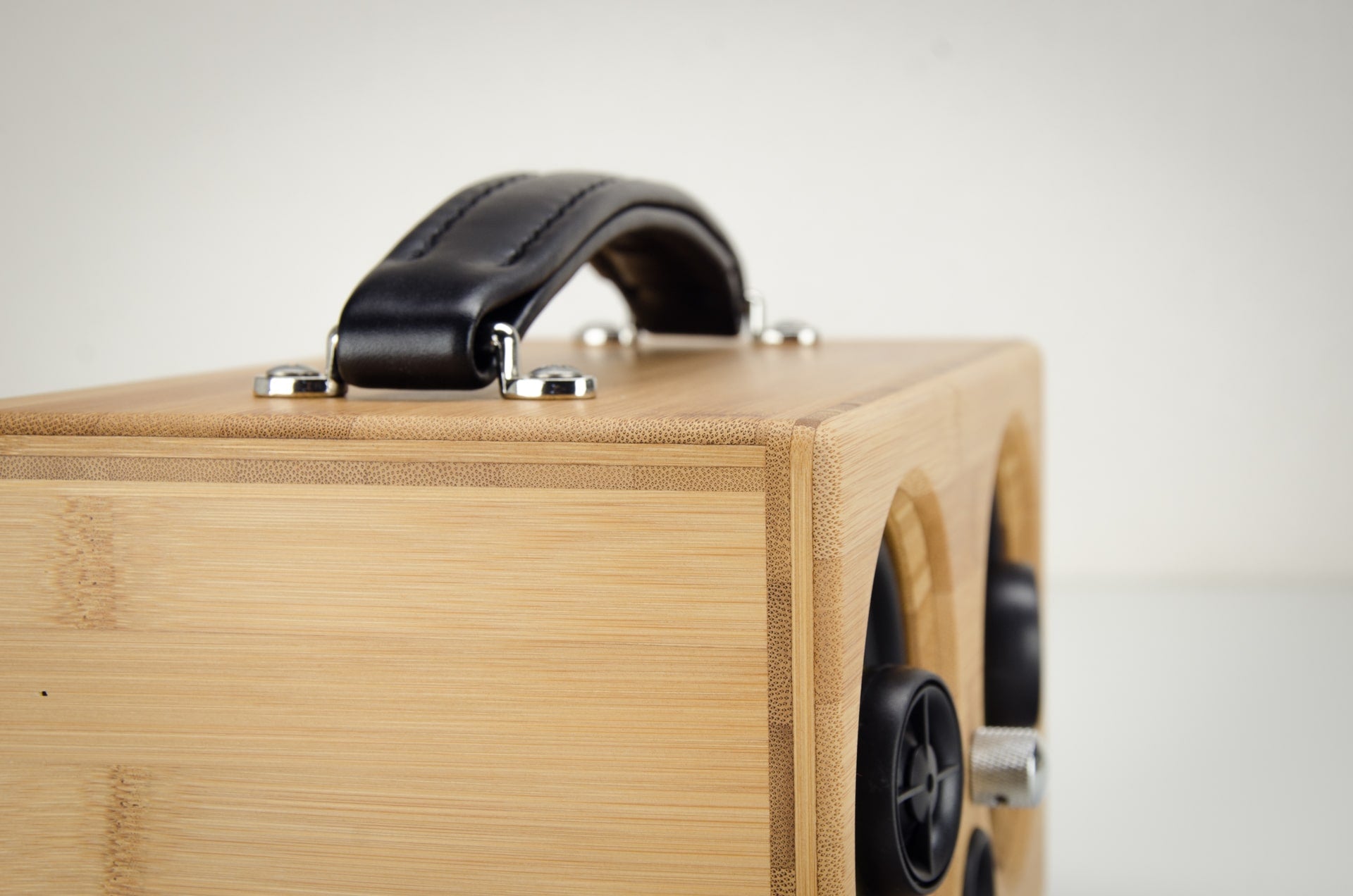 Thodio iBox™ Mini Caramel Bamboo