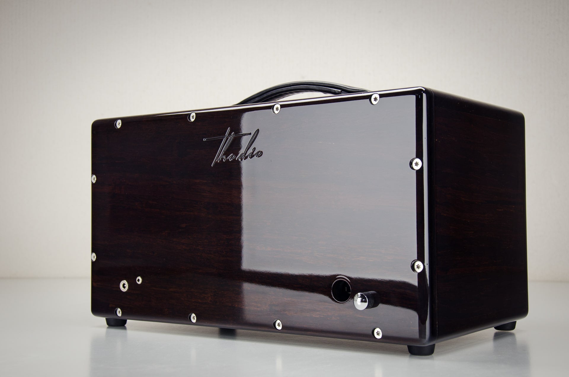 iBox™ XC HD Ebony with High Gloss Coating