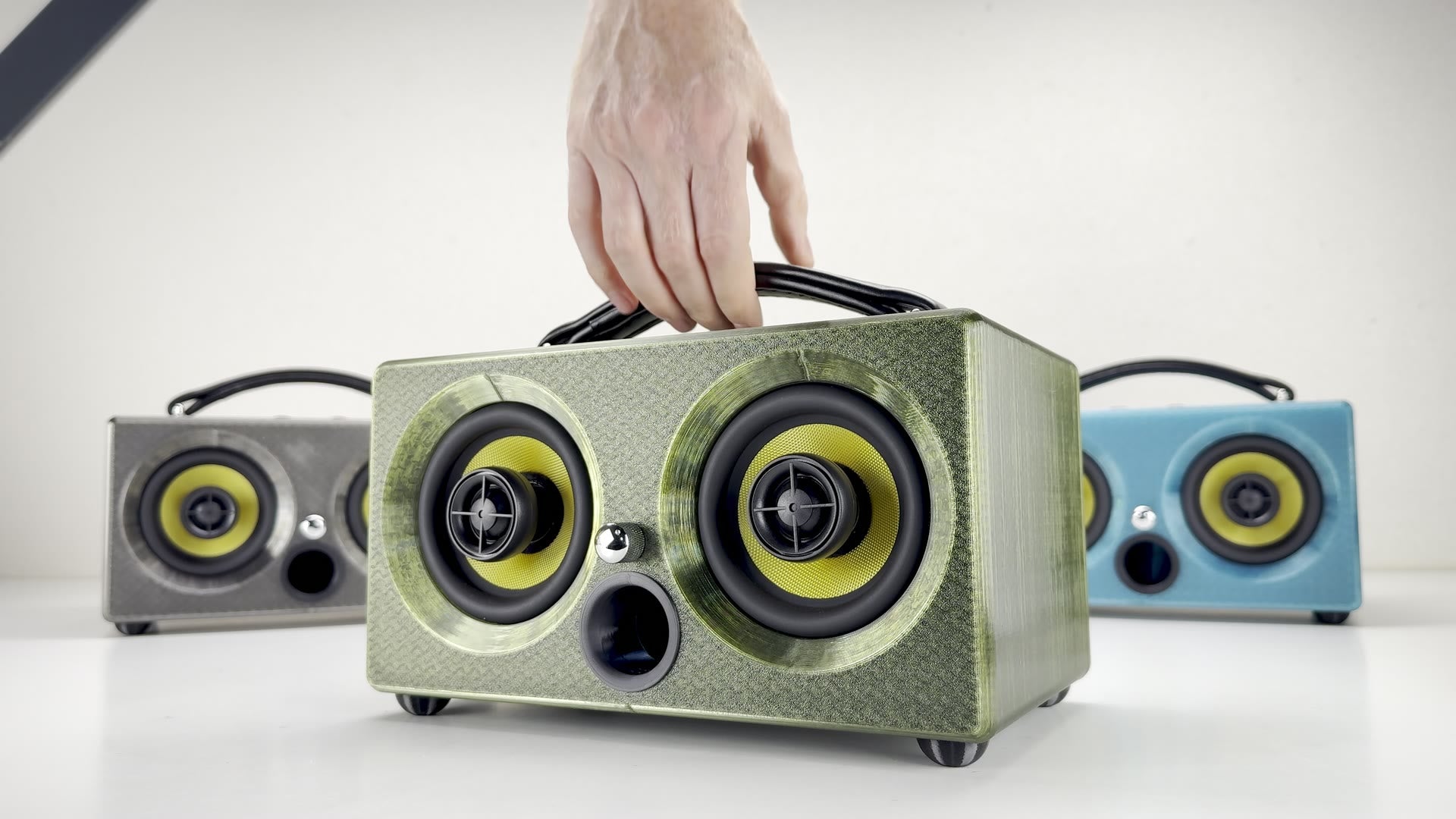 Thodio Mini 3D in hand